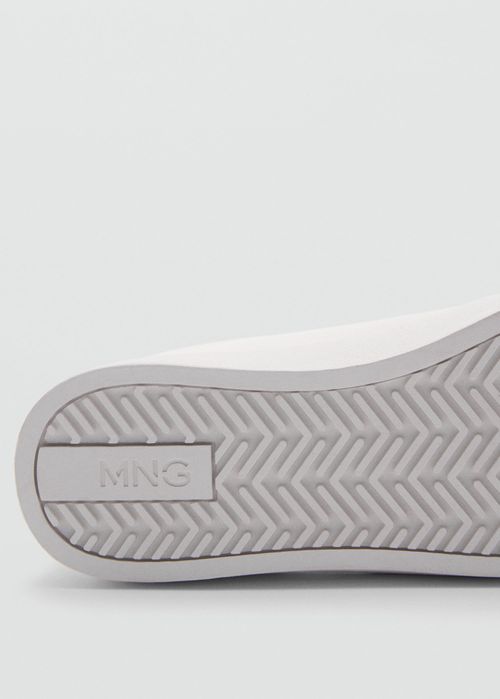 SNEAKER  BASE