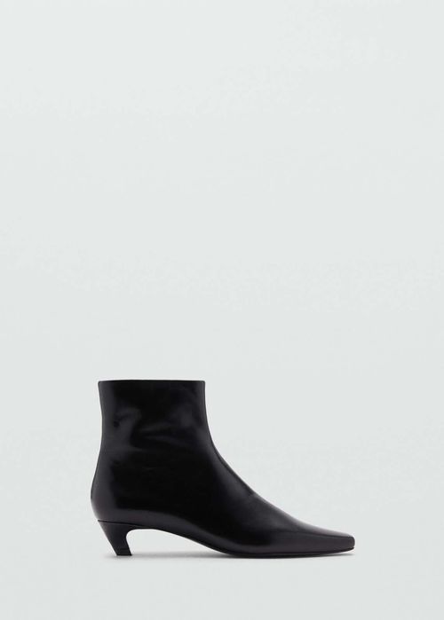BOTIN  SUPRA