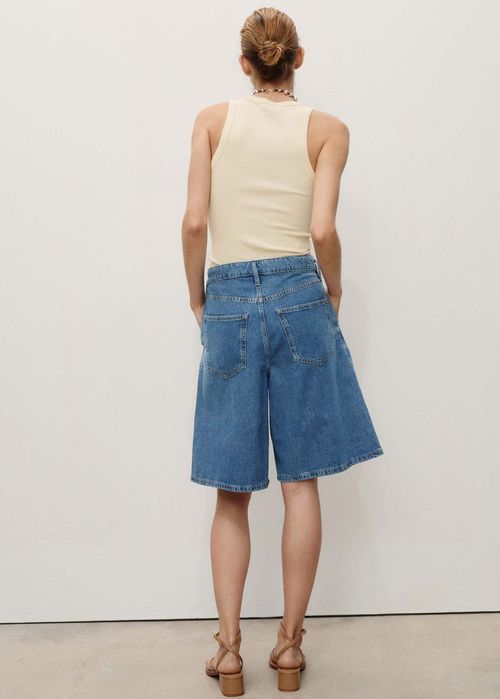 SHORT  CARLO